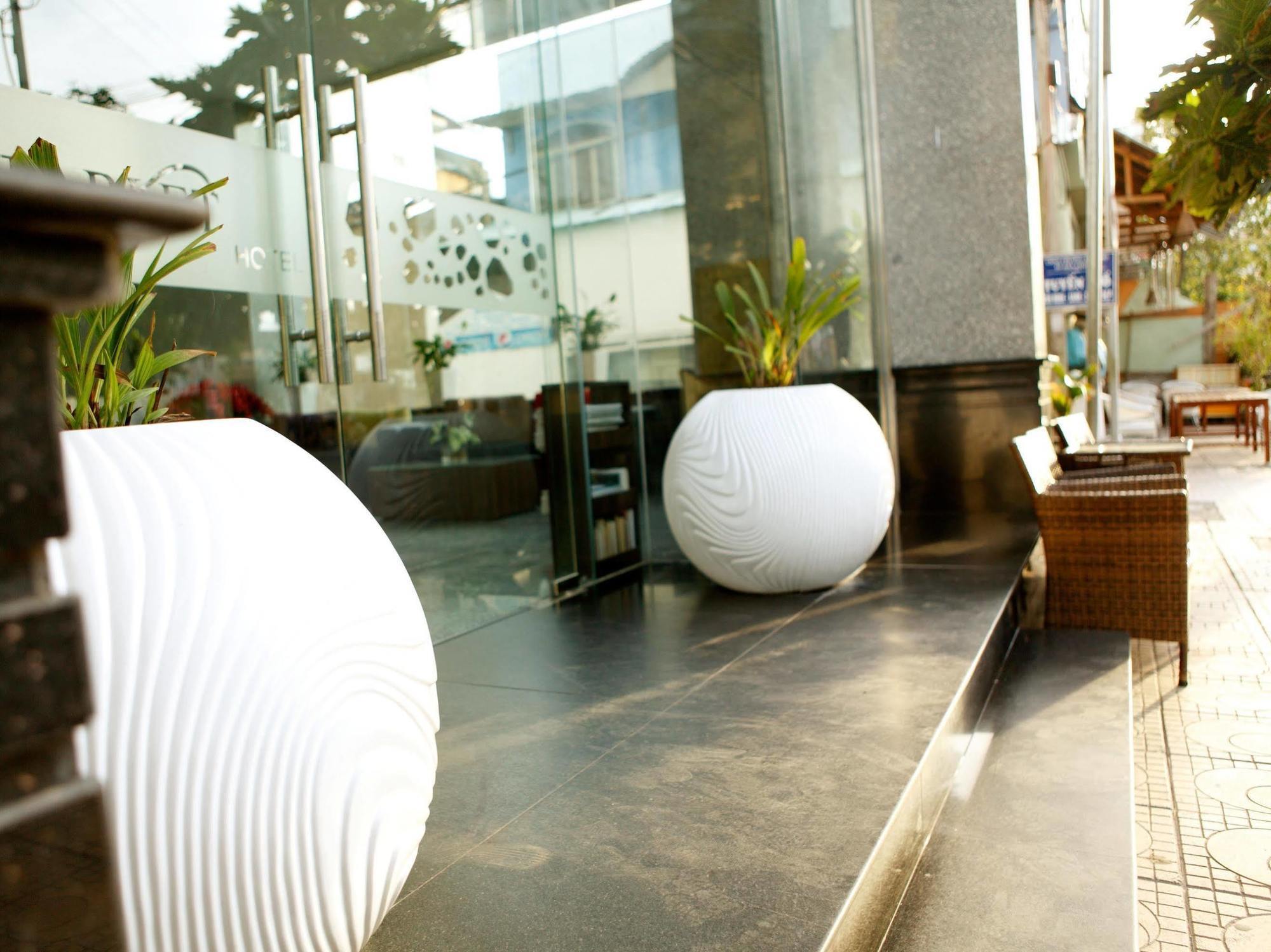 Starlet Hotel Nha Trang Exterior foto