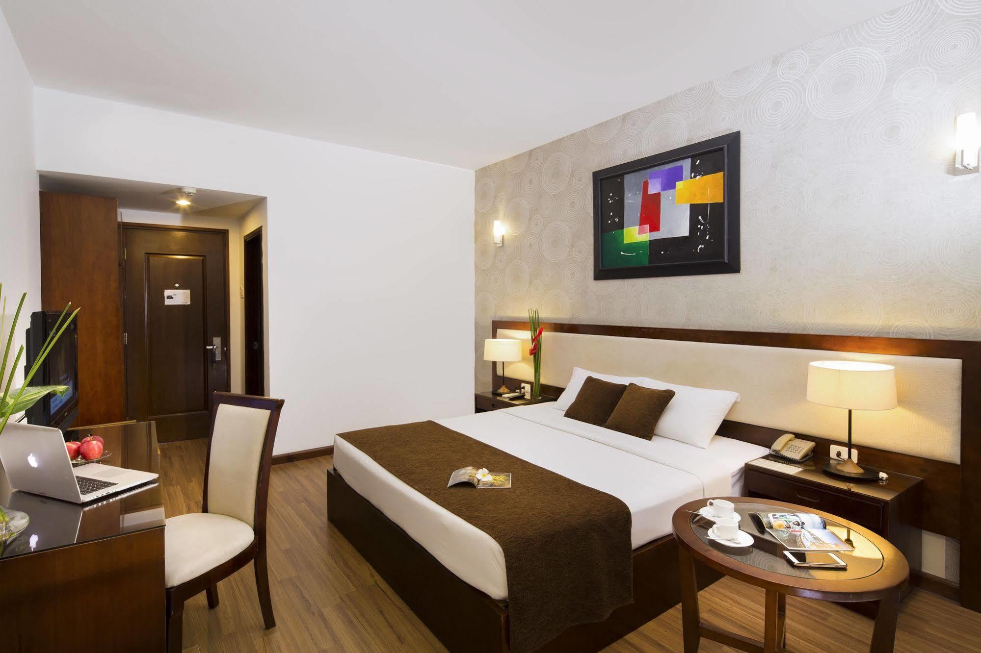 Starlet Hotel Nha Trang Exterior foto